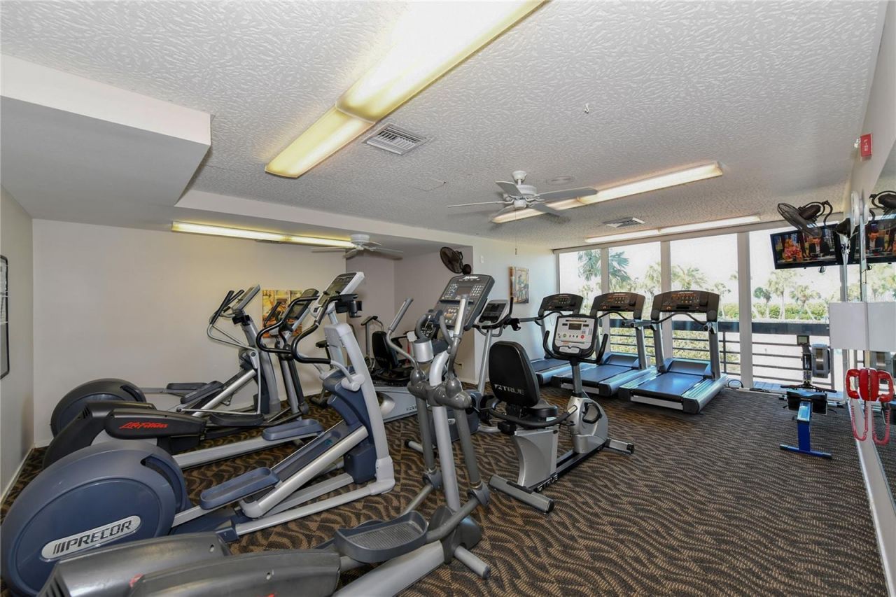 1125 Gulf Of Mexico Drive, Unit 101, Longboat Key, FL 34228 Photo