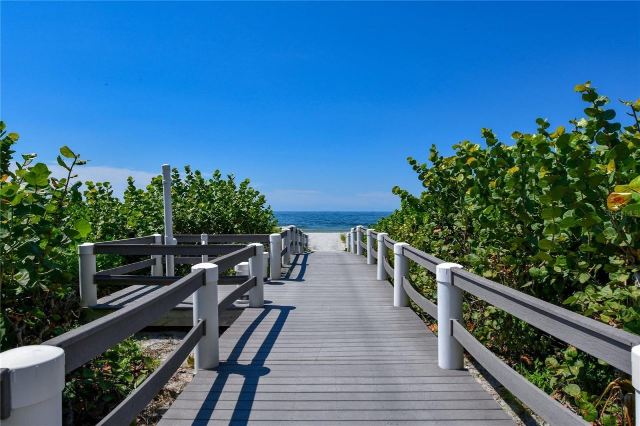 1125 Gulf Of Mexico Drive, Unit 101, Longboat Key, FL 34228 Photo