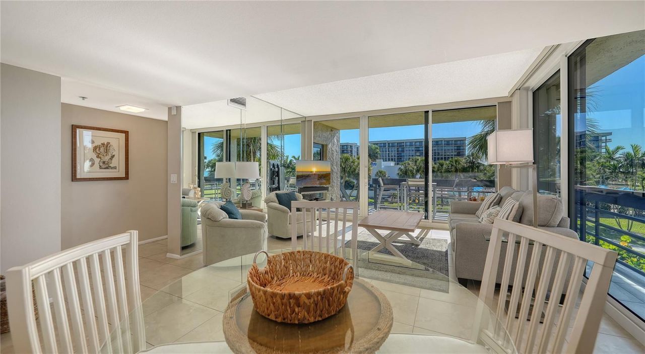 1125 Gulf Of Mexico Drive, Unit 101, Longboat Key, FL 34228 Photo