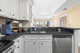 206 2nd Ave. N photo 4