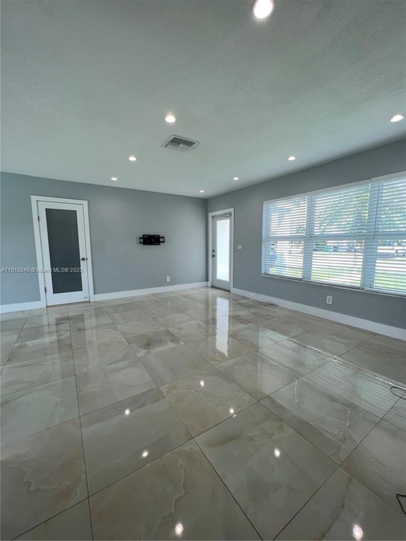 8700 SW 42nd Ter, Miami, FL 33165 Photo