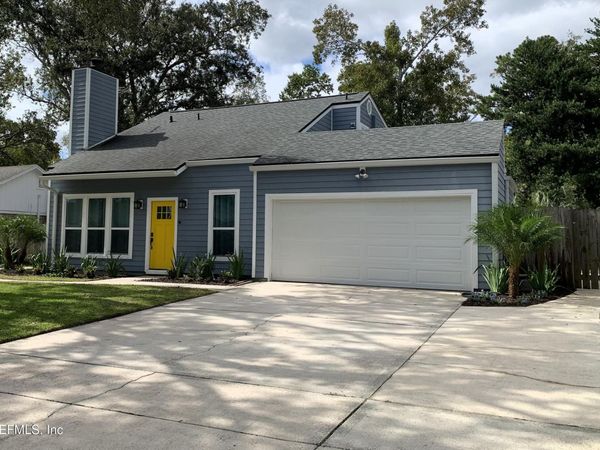 3924 PETITE Drive W, Jacksonville, FL 32250