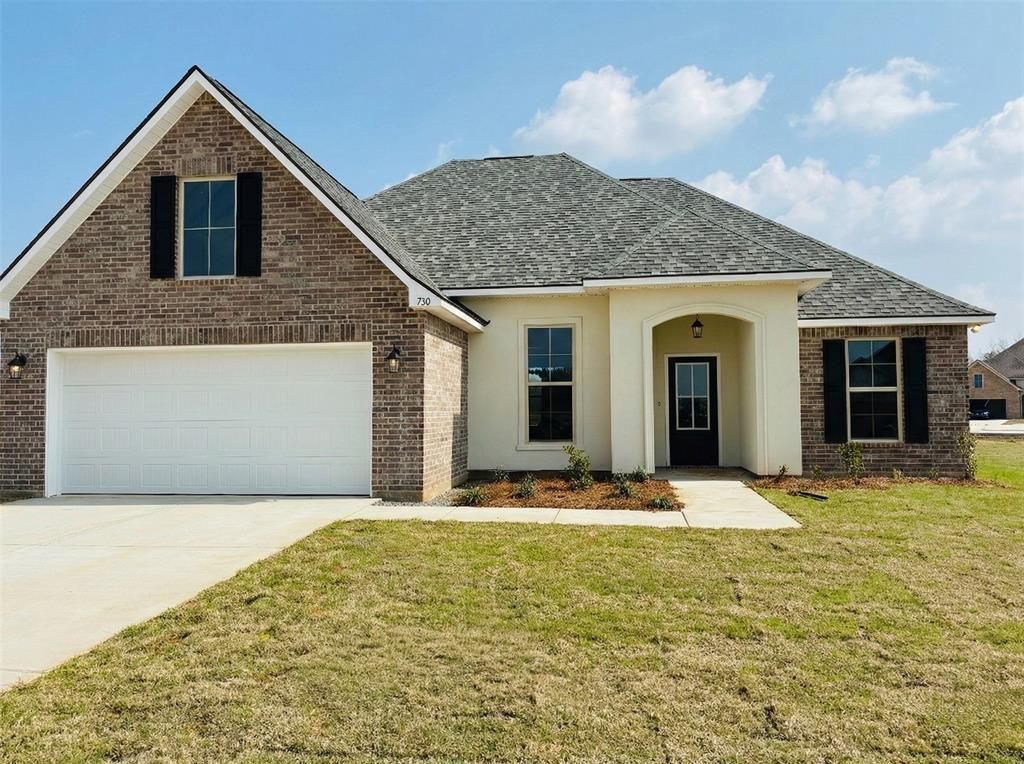 730 Crewe Lane, Bossier City, LA 71111 Main Photo