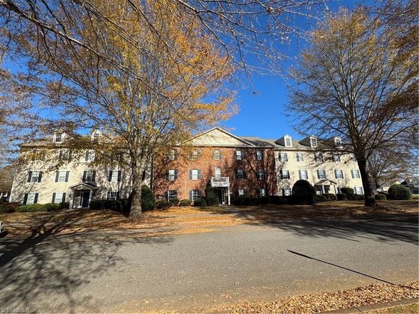 107 Oak Wind Drive, Unit 102, Advance, NC 27006