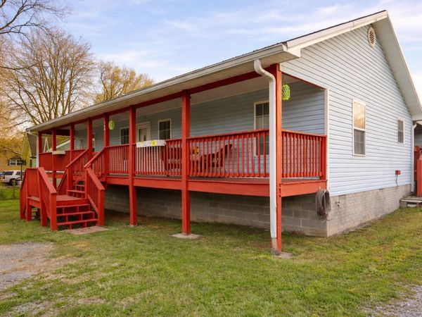 1304 SW Victory Street SW, Cleveland, TN 37311