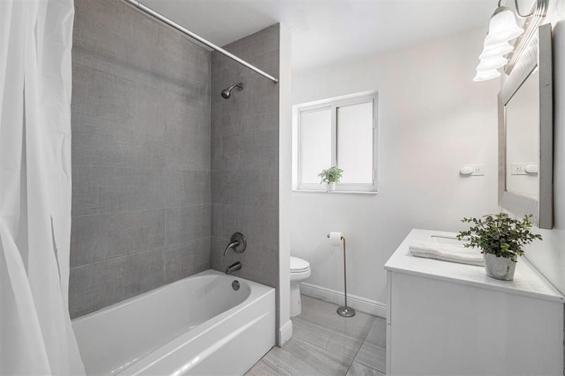 2117 NE 29th St, Fort Lauderdale, FL 33306 Photo