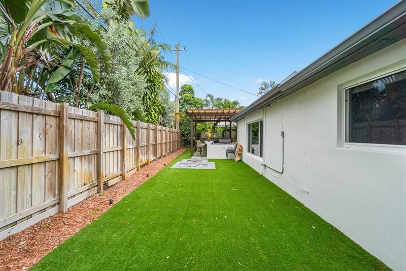 2117 NE 29th St, Fort Lauderdale, FL 33306 Photo