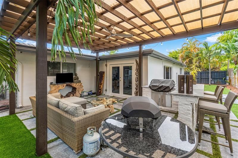 2117 NE 29th St, Fort Lauderdale, FL 33306 Photo