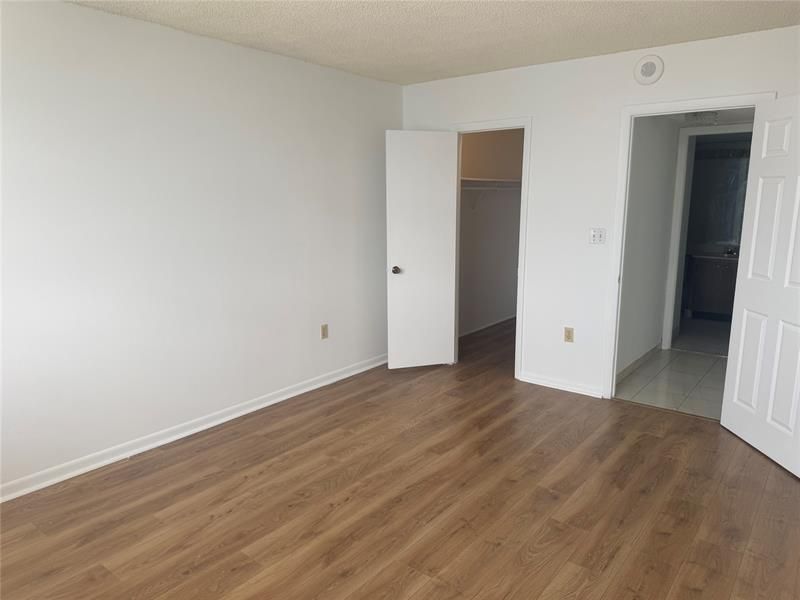 2851 NE 183rd St, Unit 2004, Aventura, FL 33160 Photo