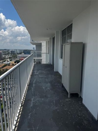 2851 NE 183rd St, Unit 2004, Aventura, FL 33160 Photo