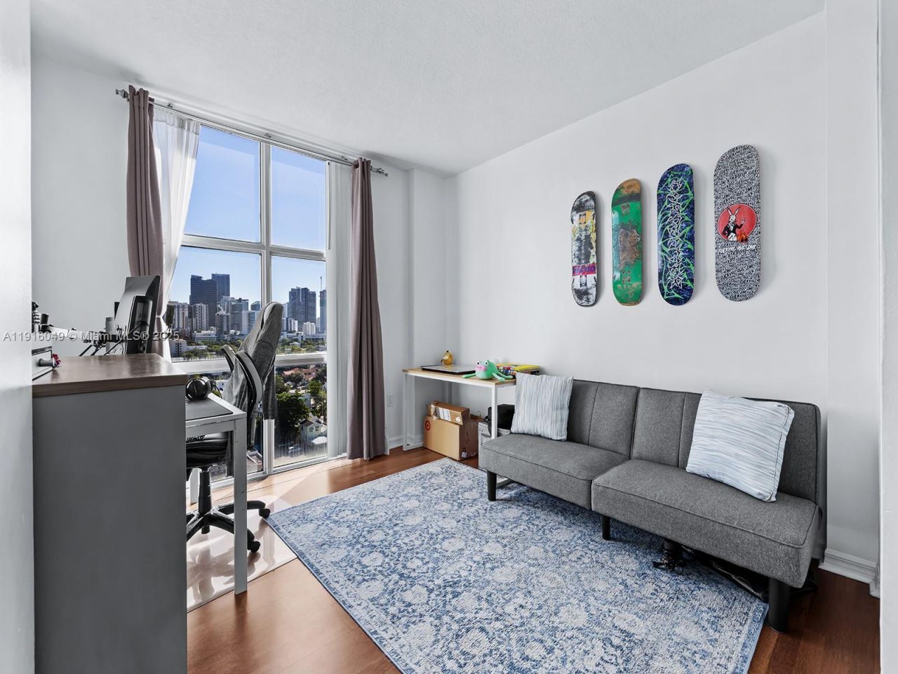 900 SW 8th St, Unit 1208, Miami, FL 33130 Photo