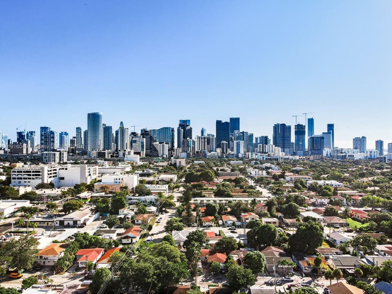 900 SW 8th St, Unit 1208, Miami, FL 33130 Photo