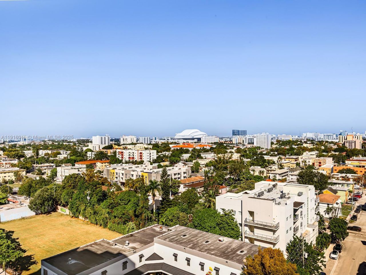 900 SW 8th St, Unit 1208, Miami, FL 33130 Photo