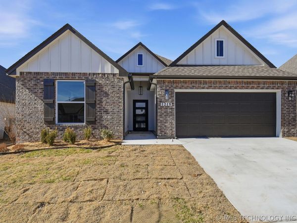 1218 N Elder Avenue, Broken Arrow, OK 74012
