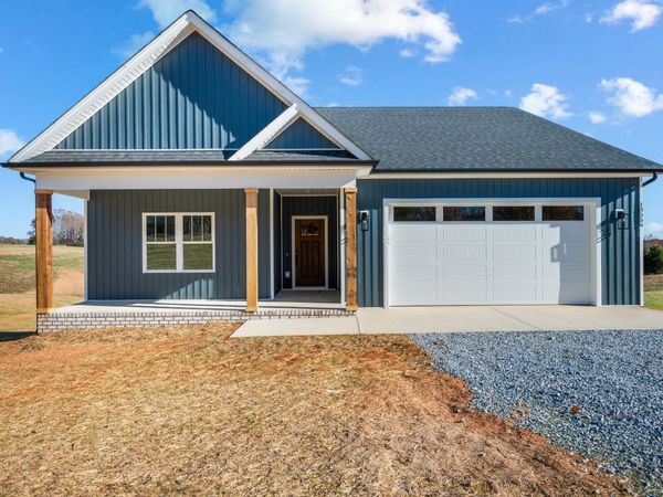 10556 Leesville RD, Lynch Station, VA 24571