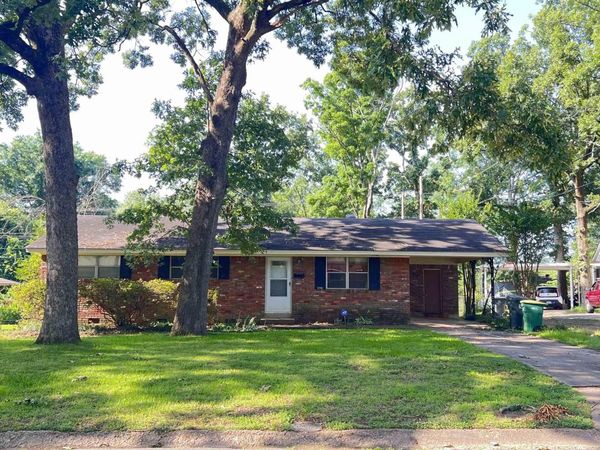 7701 Apache Road, Little Rock, AR 72205