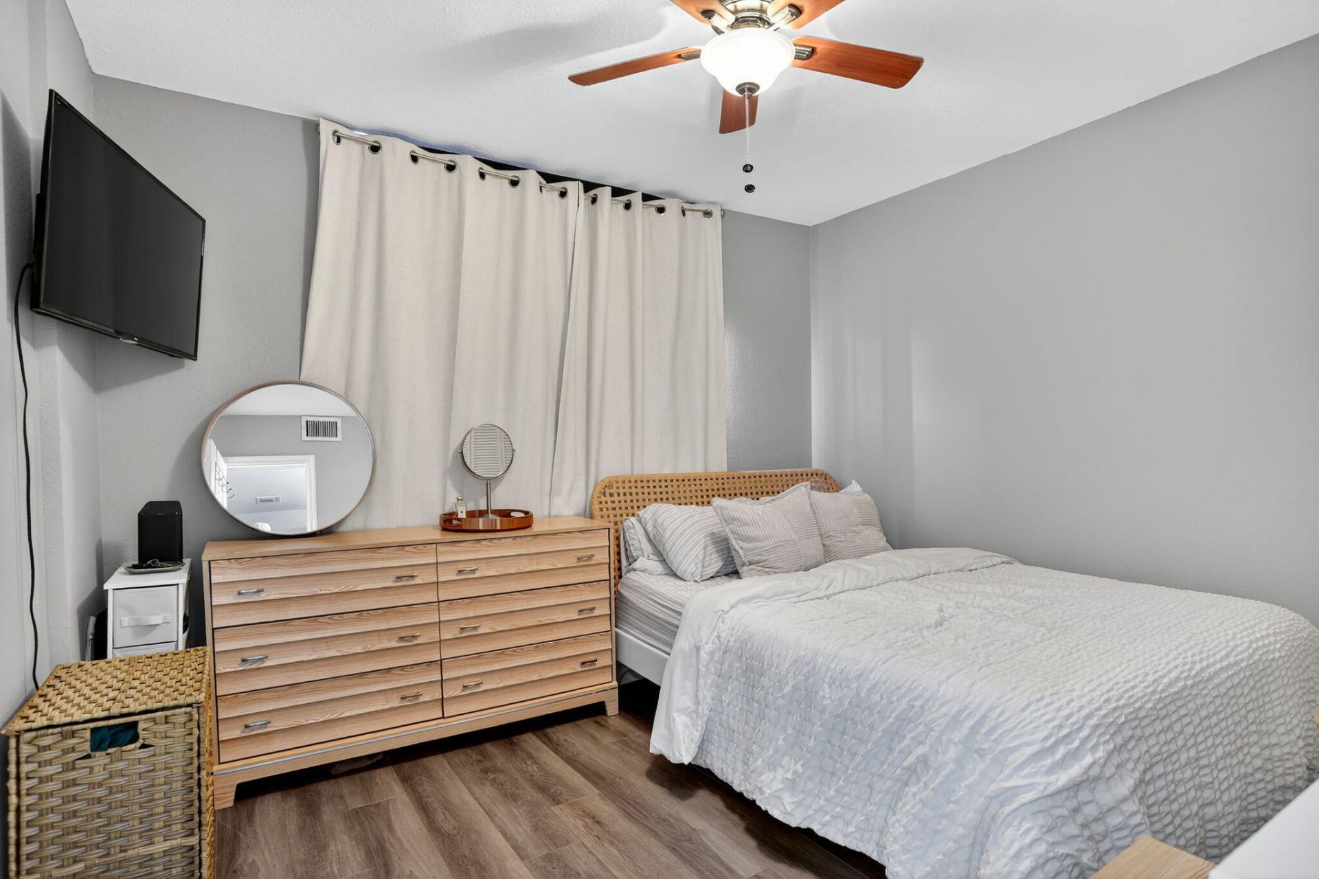 9450 Poinciana Place, Unit 203, Davie, FL 33324 Photo