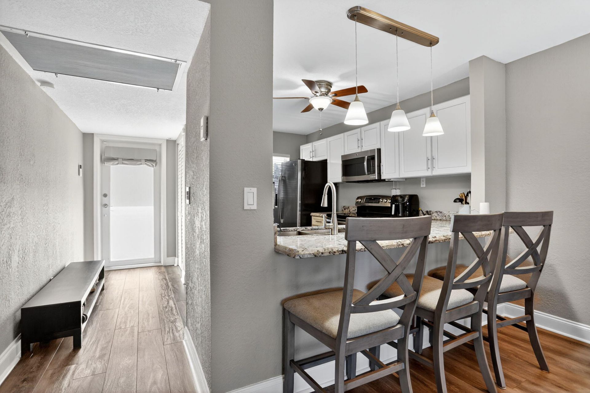 9450 Poinciana Place, Unit 203, Davie, FL 33324 Photo