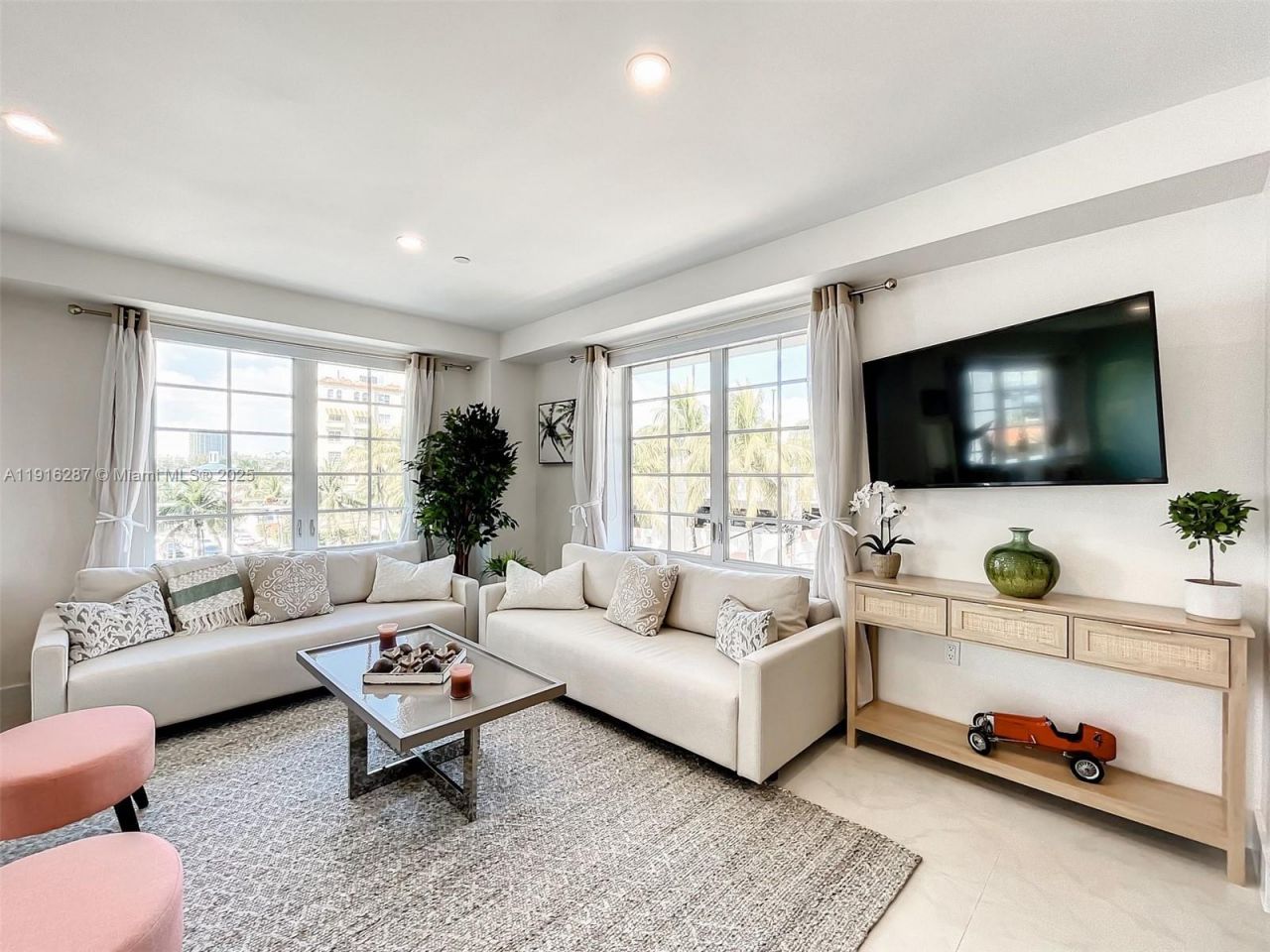 1250 Ocean Dr, Unit 4D, Miami Beach, FL 33139 Photo