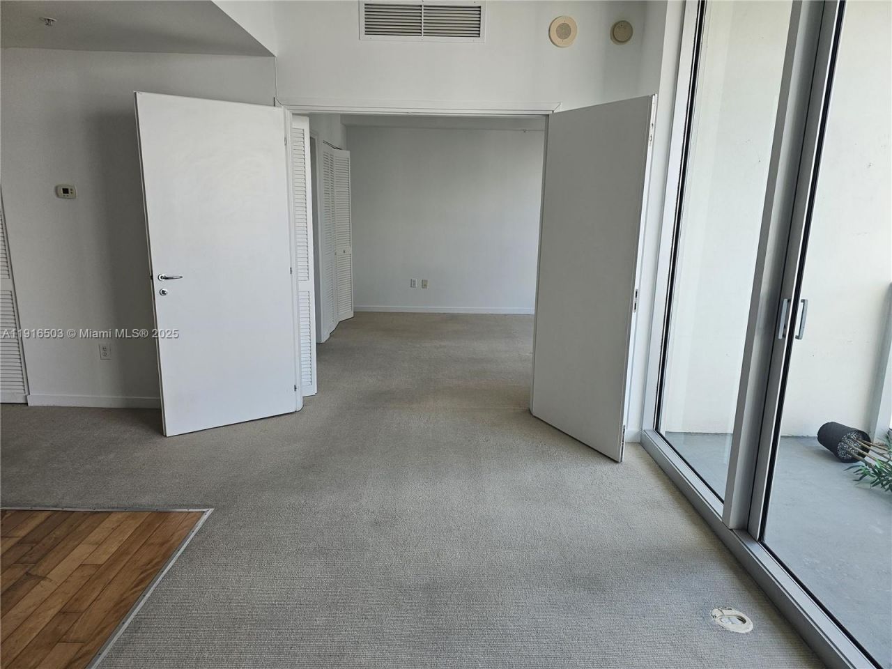 300 South Biscayne Blvd, Unit 3209, Miami, FL 33131 Photo