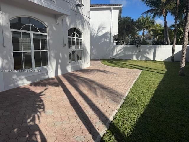 3206 NE 212th St, Aventura, FL 33180 Photo