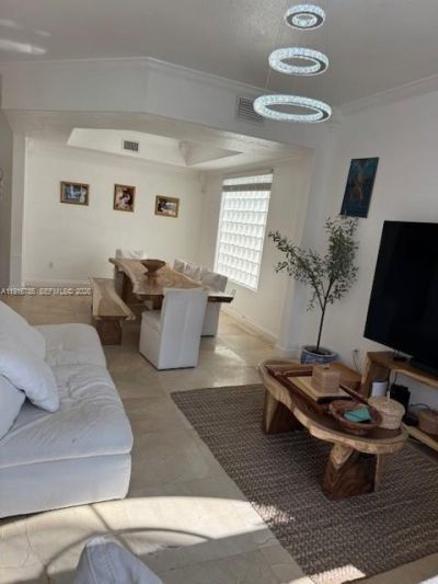 3206 NE 212th St, Aventura, FL 33180 Photo