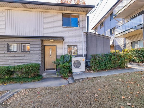 3501 Roswell Road NE, Unit APT 501, Atlanta, GA 30305