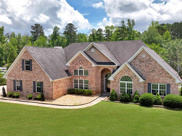 2022 Standing Rock Road, Senoia, GA 30276