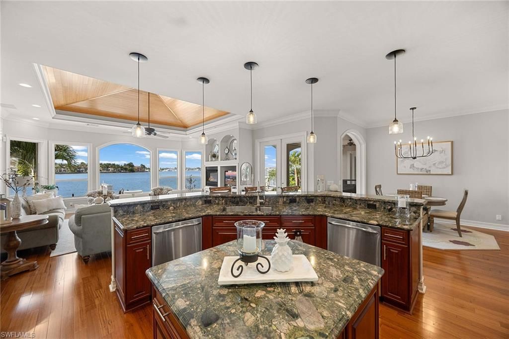 1942 Kingfish Rd, Naples, FL 34102 Photo