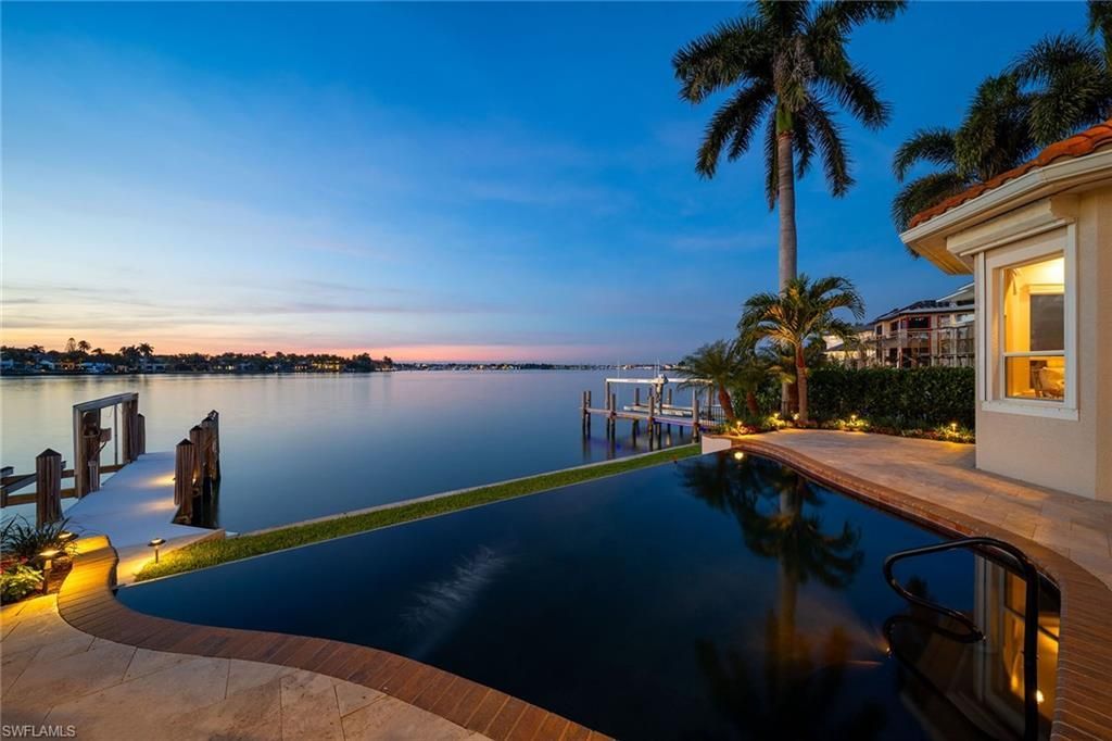 1942 Kingfish Rd, Naples, FL 34102 Photo