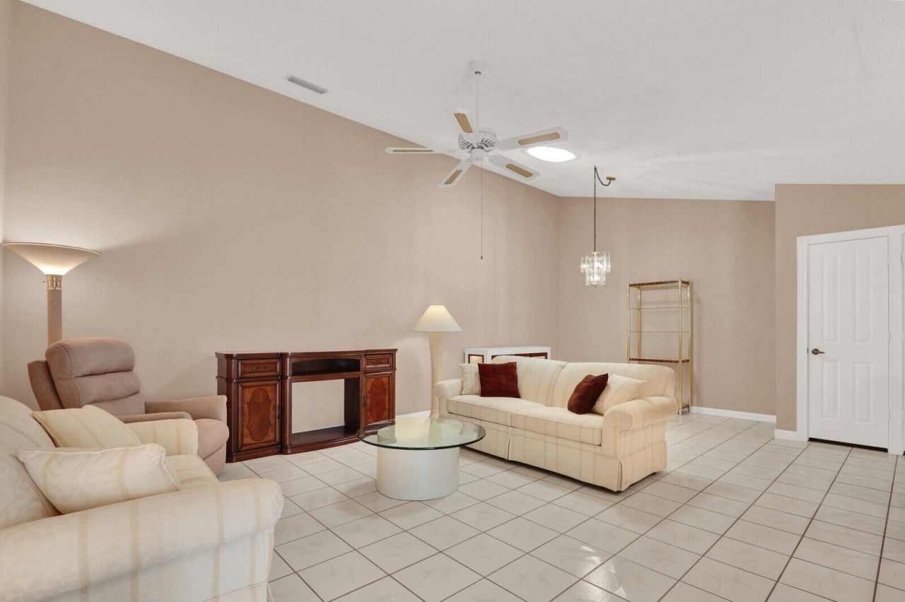 1255 NW Sun Terrace Circle, Unit 7b, Port Saint Lucie, FL 34986 Photo