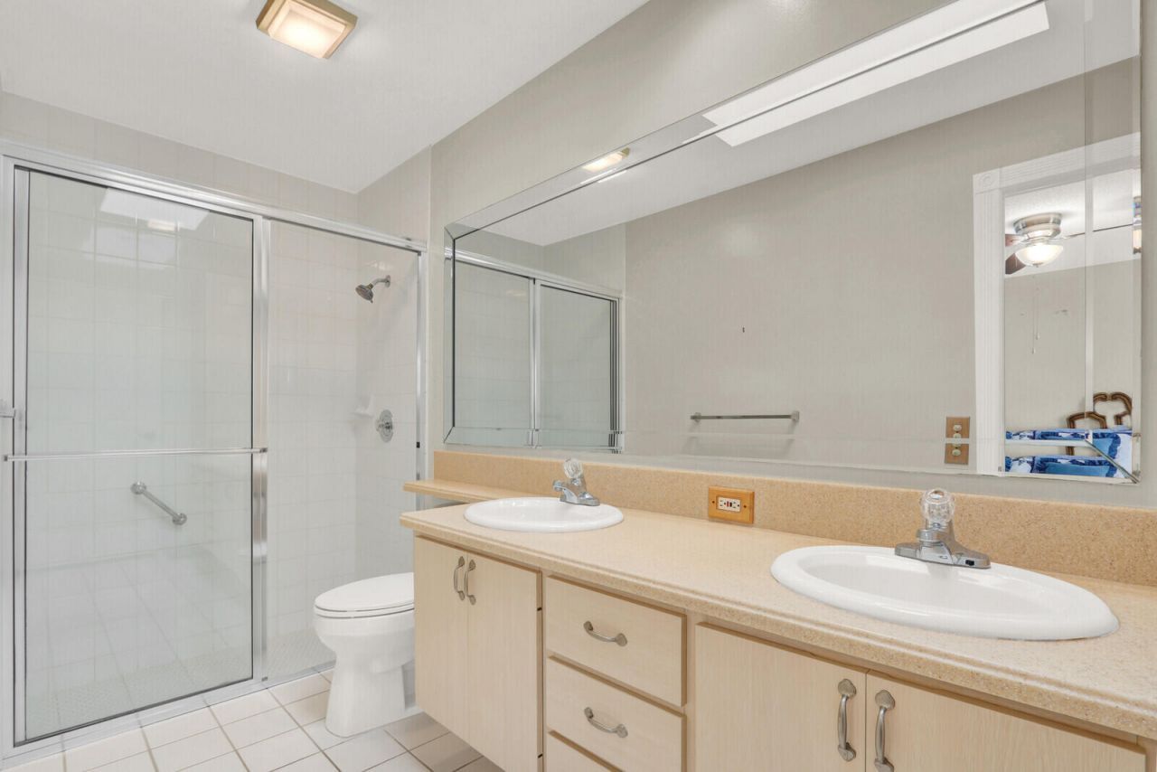 1255 NW Sun Terrace Circle, Unit 7b, Port Saint Lucie, FL 34986 Photo