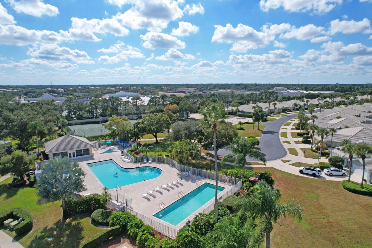 1255 NW Sun Terrace Circle, Unit 7b, Port Saint Lucie, FL 34986 Photo