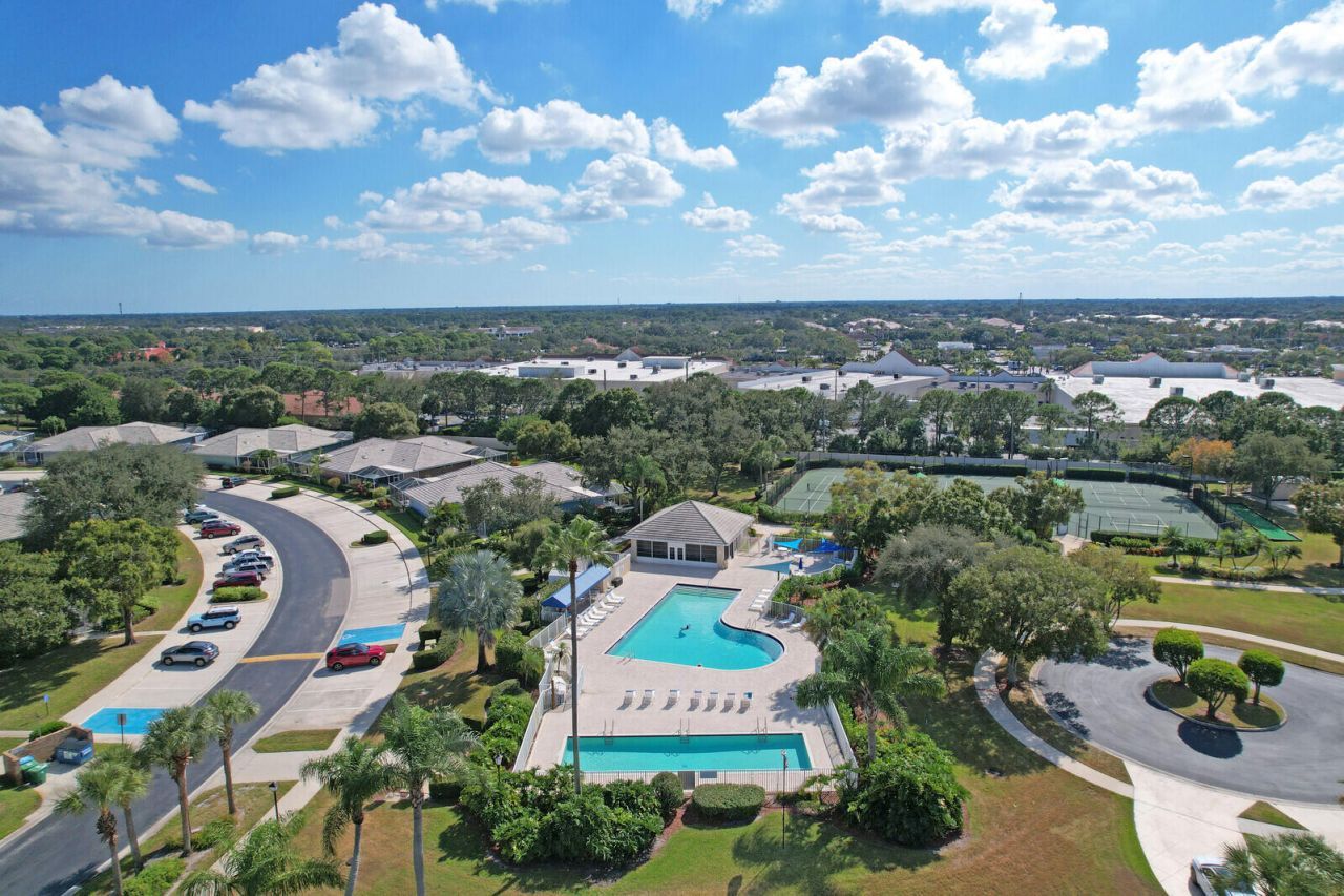 1255 NW Sun Terrace Circle, Unit 7b, Port Saint Lucie, FL 34986 Photo