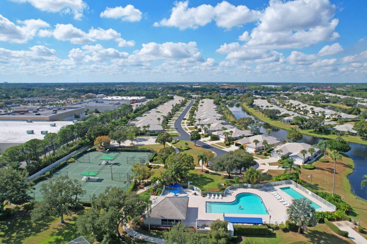 1255 NW Sun Terrace Circle, Unit 7b, Port Saint Lucie, FL 34986 Photo