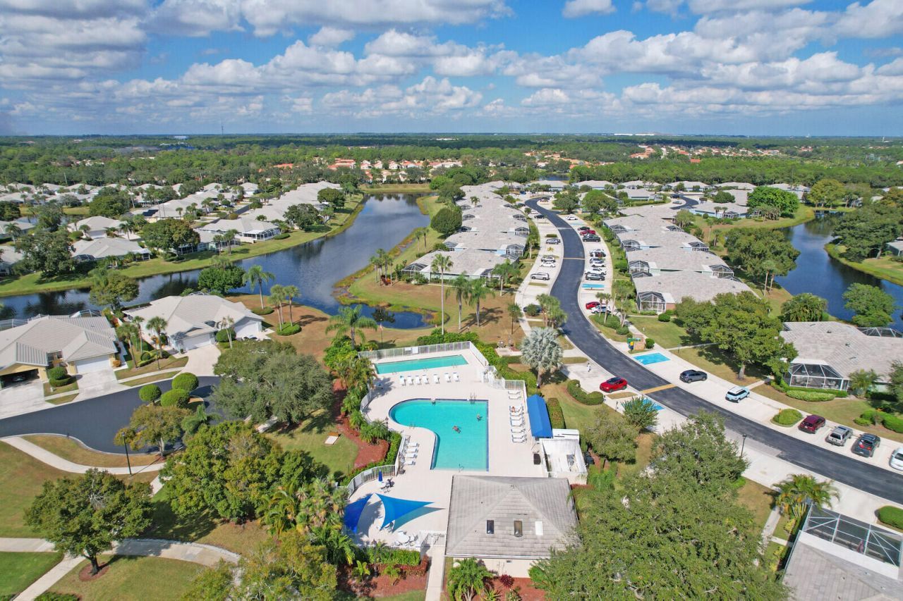 1255 NW Sun Terrace Circle, Unit 7b, Port Saint Lucie, FL 34986 Photo