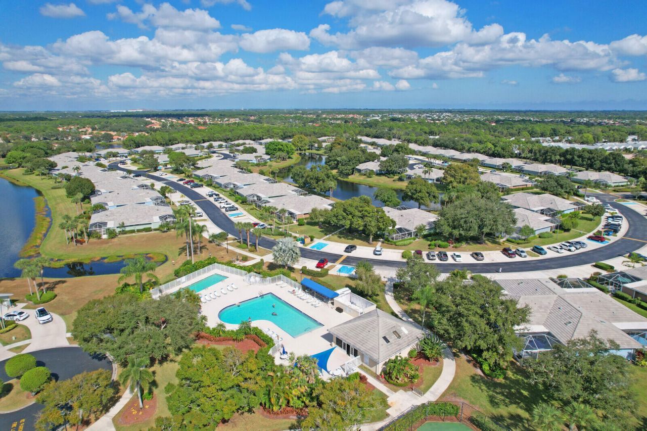 1255 NW Sun Terrace Circle, Unit 7b, Port Saint Lucie, FL 34986 Photo