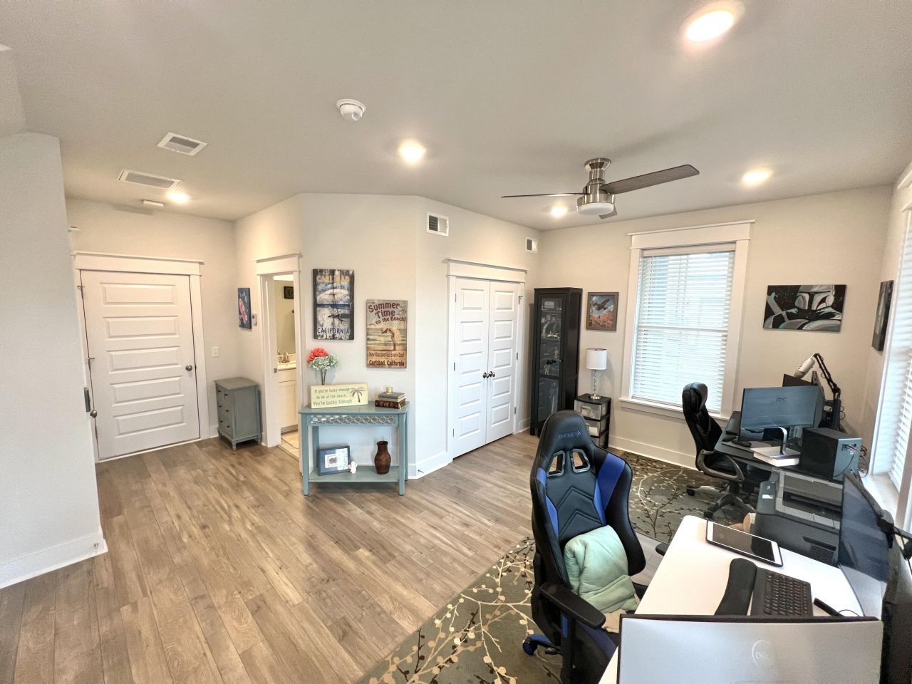 1610 Florentia Street Photo 5