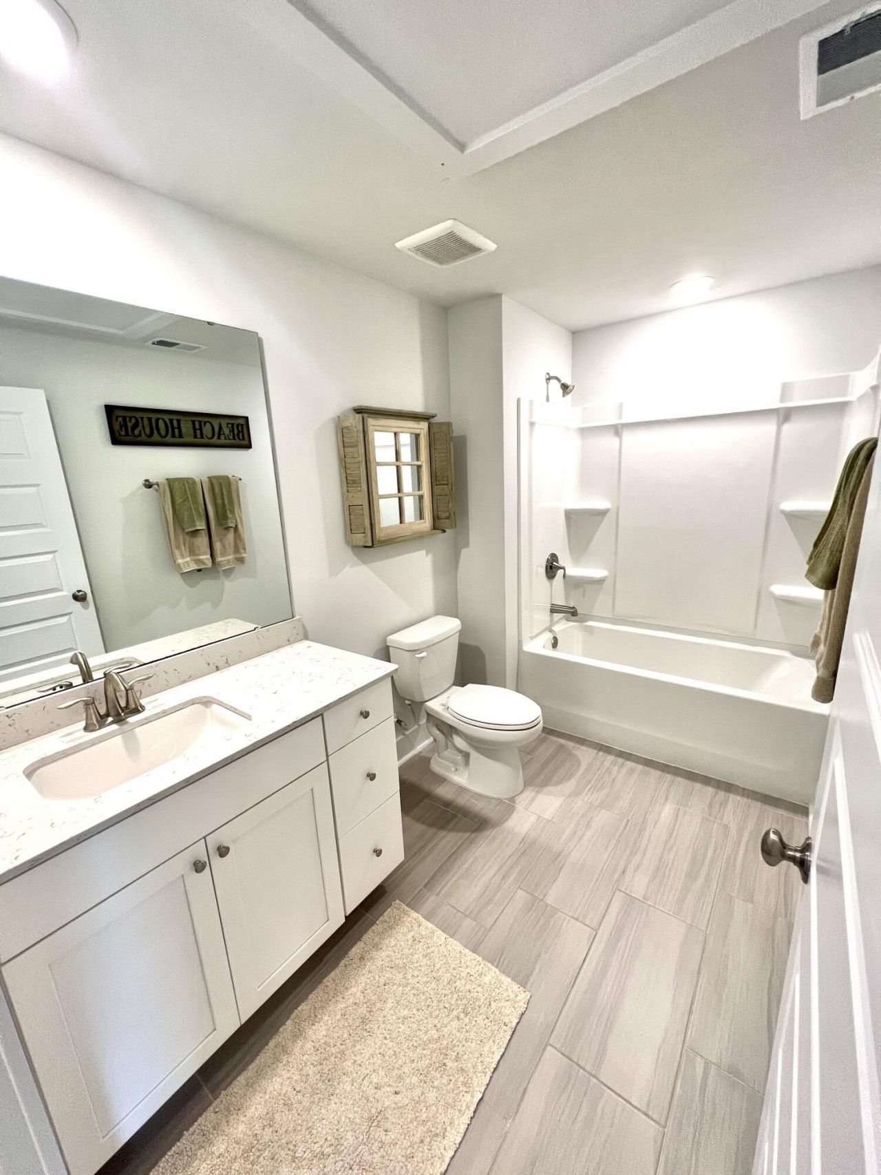 1610 Florentia Street Photo 7