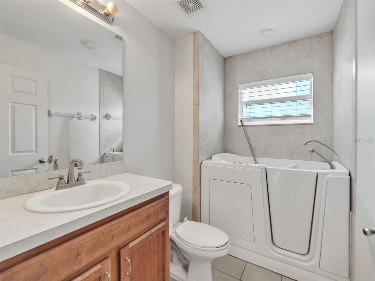 3509 King George Lane, Seffner, FL 33584 Photo