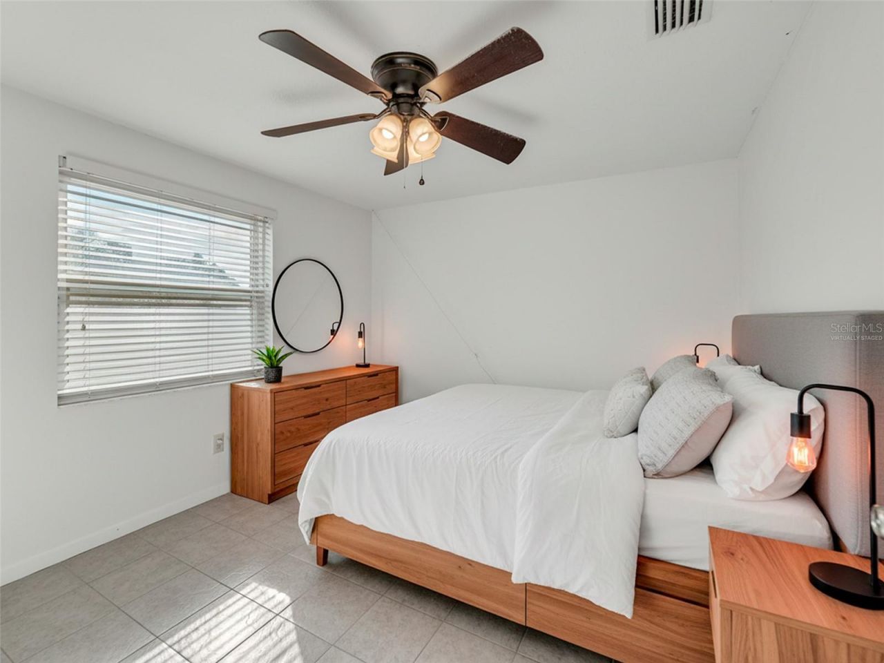 3509 King George Lane, Seffner, FL 33584 Photo