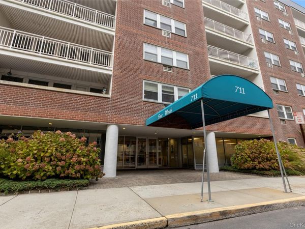 711 Shore Road, Unit 3B, Long Beach, NY 11561