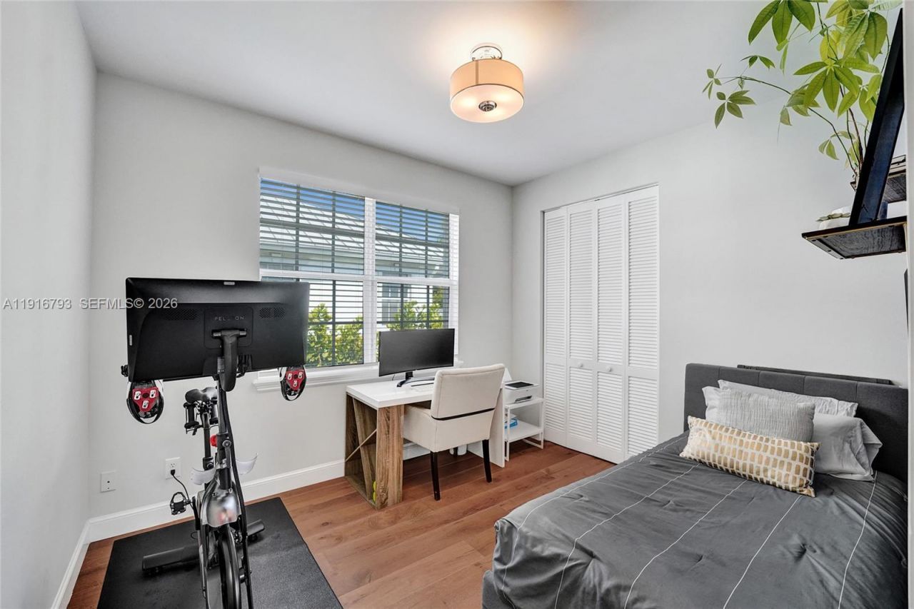 919 Adams St, Hollywood, FL 33019 Photo