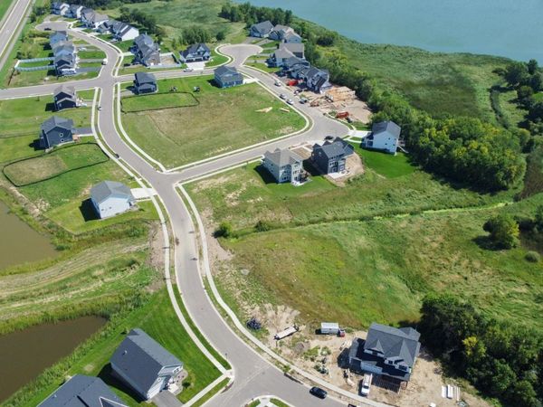 11506 Lakewood Drive NE, Albertville, MN 55301