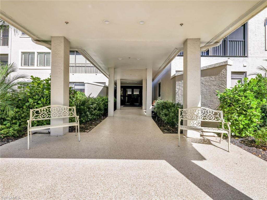201 Arbor Lake Dr, Unit 2-504, Naples, FL 34110 Photo