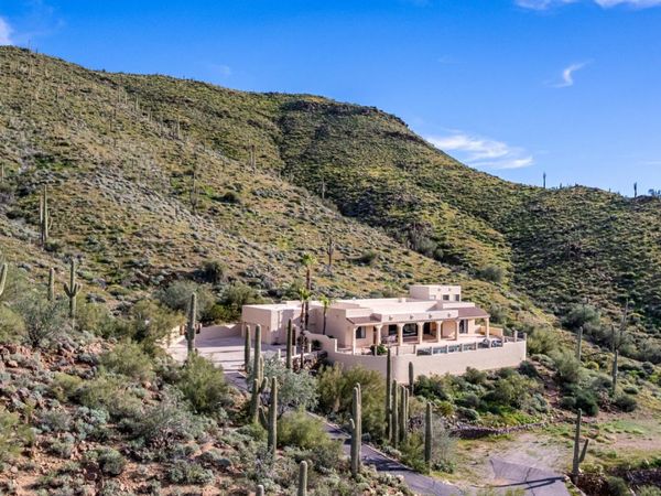 40229 N 32 Street, Cave Creek, AZ 85331