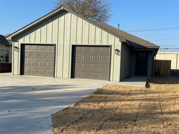 5305 E Admiral Boulevard, Unit A-B, Tulsa, OK 74115