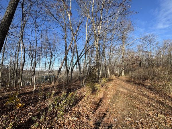 71 Hilltop, Branford, CT 06405