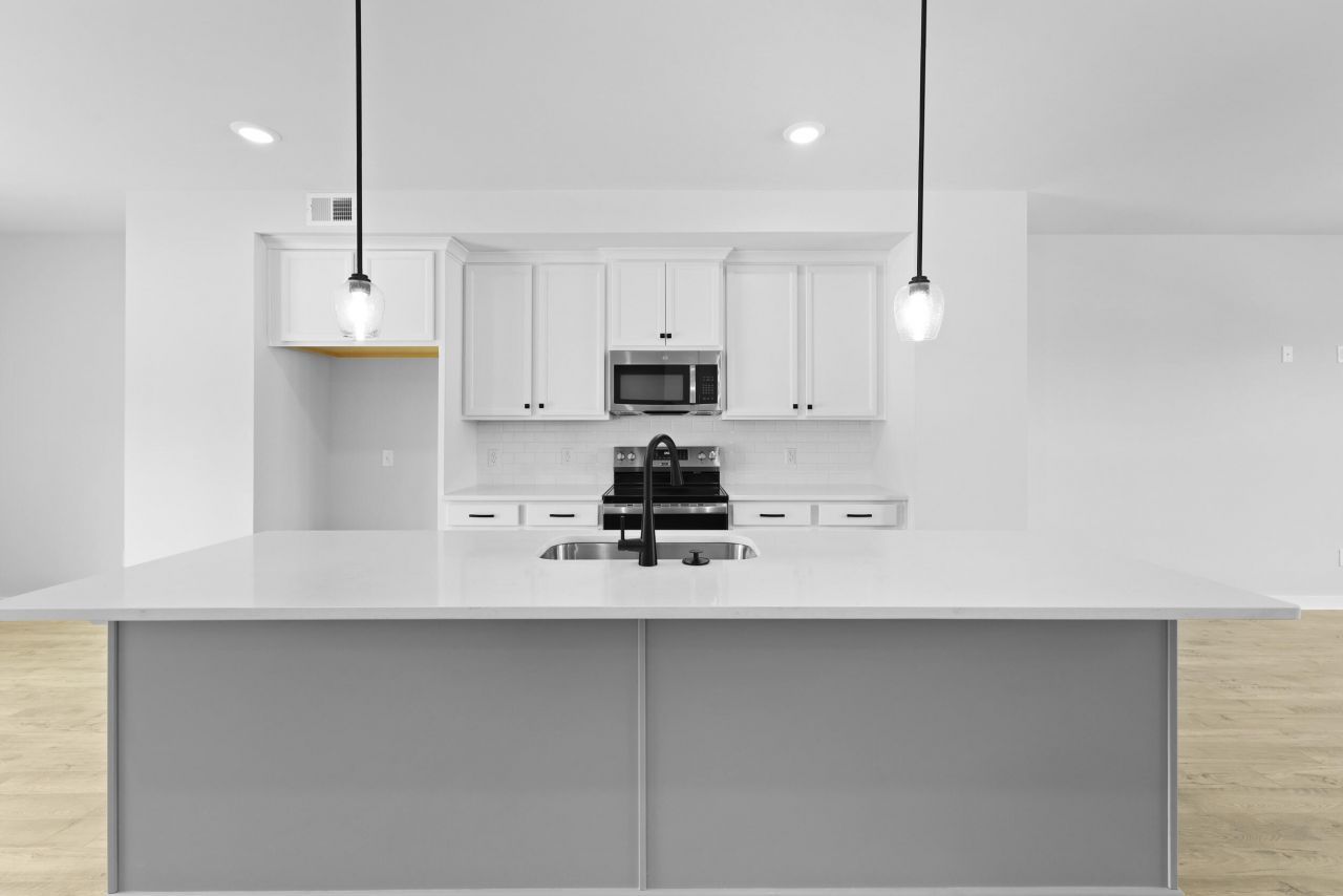 421 Talbot Drive Photo 11