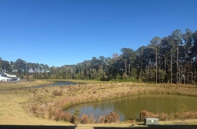 421 Talbot Drive Photo 5